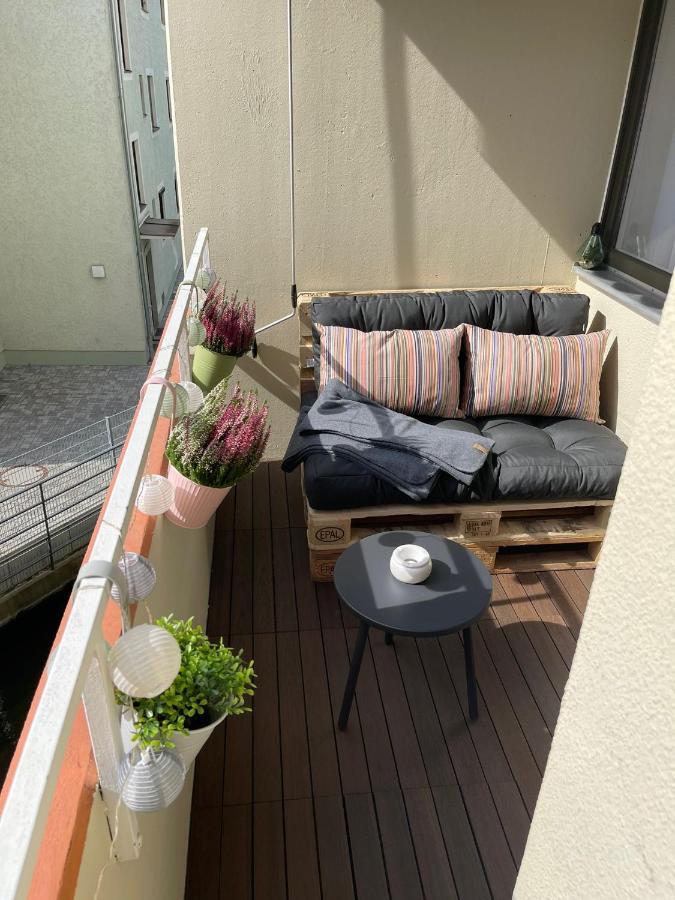Lilis Apartment Mit Balkon Augsburg Exterior foto