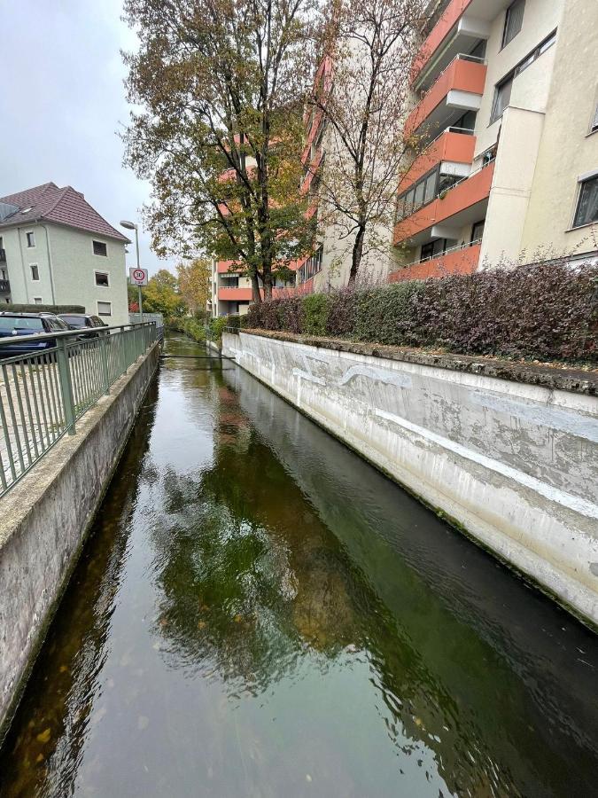 Lilis Apartment Mit Balkon Augsburg Exterior foto